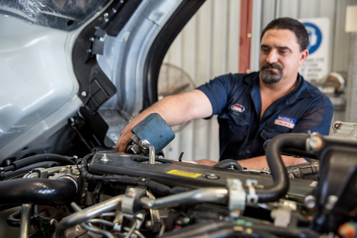 isuzu_servicing02.jpg